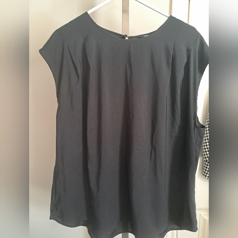 EXPRESS black blouse flowy drapey short sleeve lightweight minimalist capsule XL